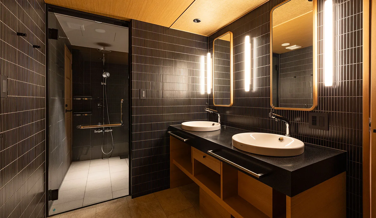 洗練された空間が、訪れるたびに新しい表情を見せてくれます。※一部のお部屋の間取りが異なるので予めご了承くださいませ。