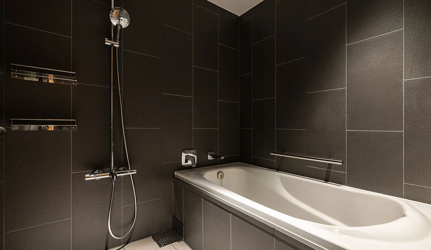 洗練された空間が、訪れるたびに新しい表情を見せてくれます。※一部のお部屋の間取りが異なるので予めご了承くださいませ。